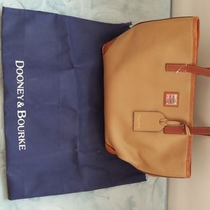 Dooney & Bourke tan tote.